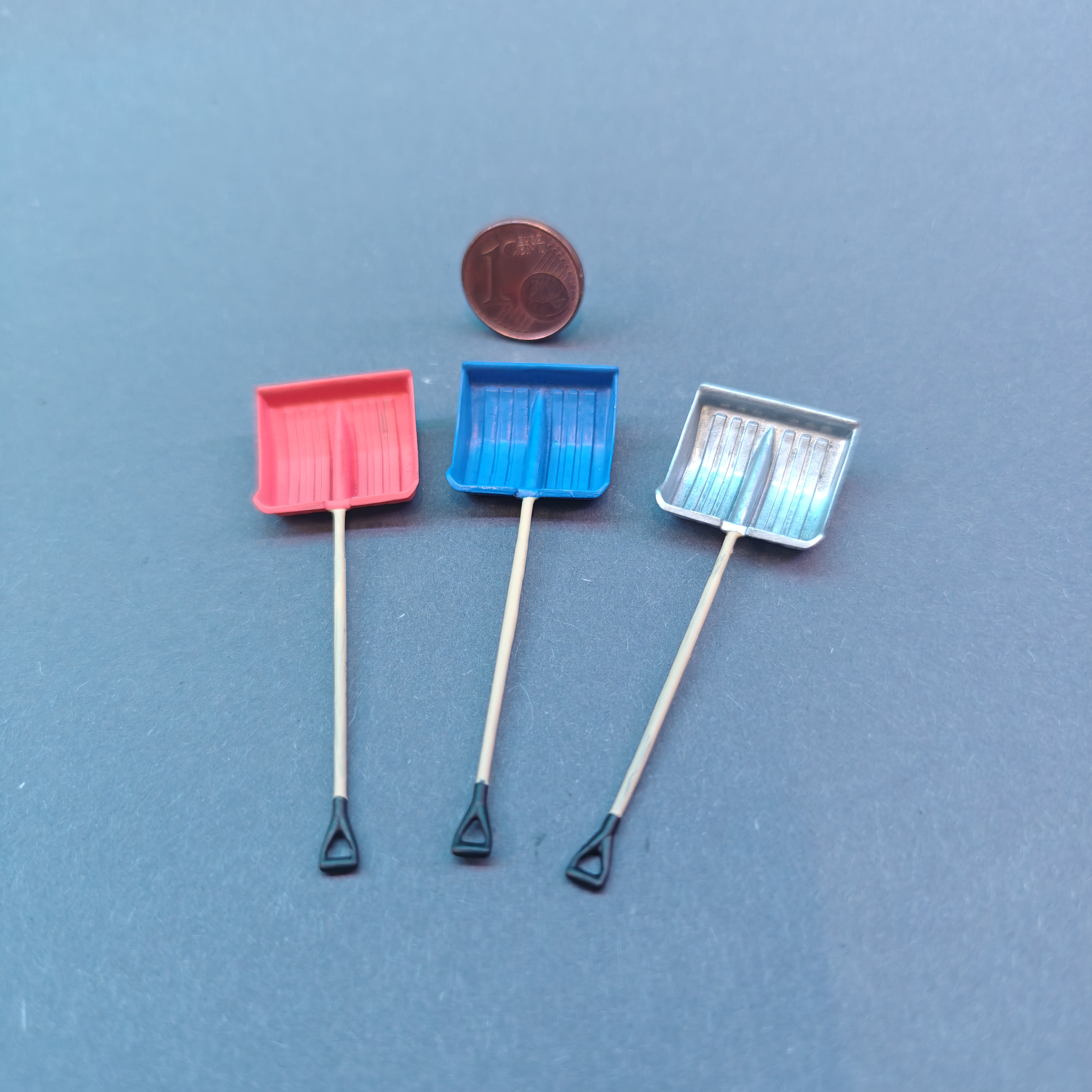 Schneeschieber Schneeschaufel Gartenbahn